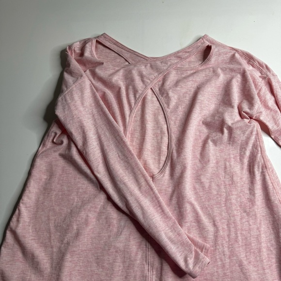 🍋Lululemon🍋 cross-cross back Pink Athletic Top - Small - Excellent Condition - Picture 4 of 6